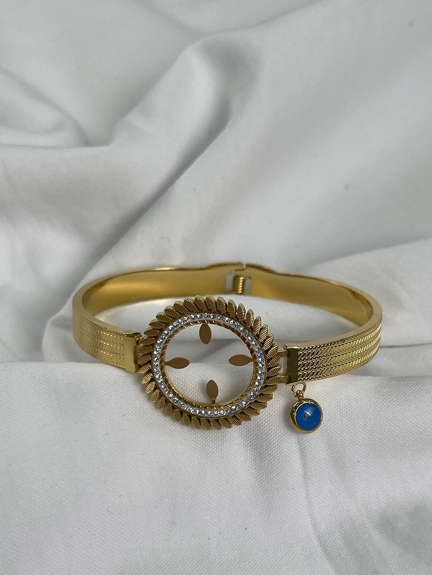 Edelstahl Armreif Glanz der Harmonie